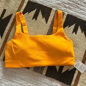 Lululemon Ribbed Train Bra C/D